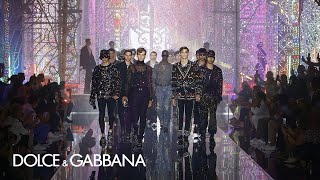 The Men’s Spring Summer 22 Fashion Show. 11 W7D5uK